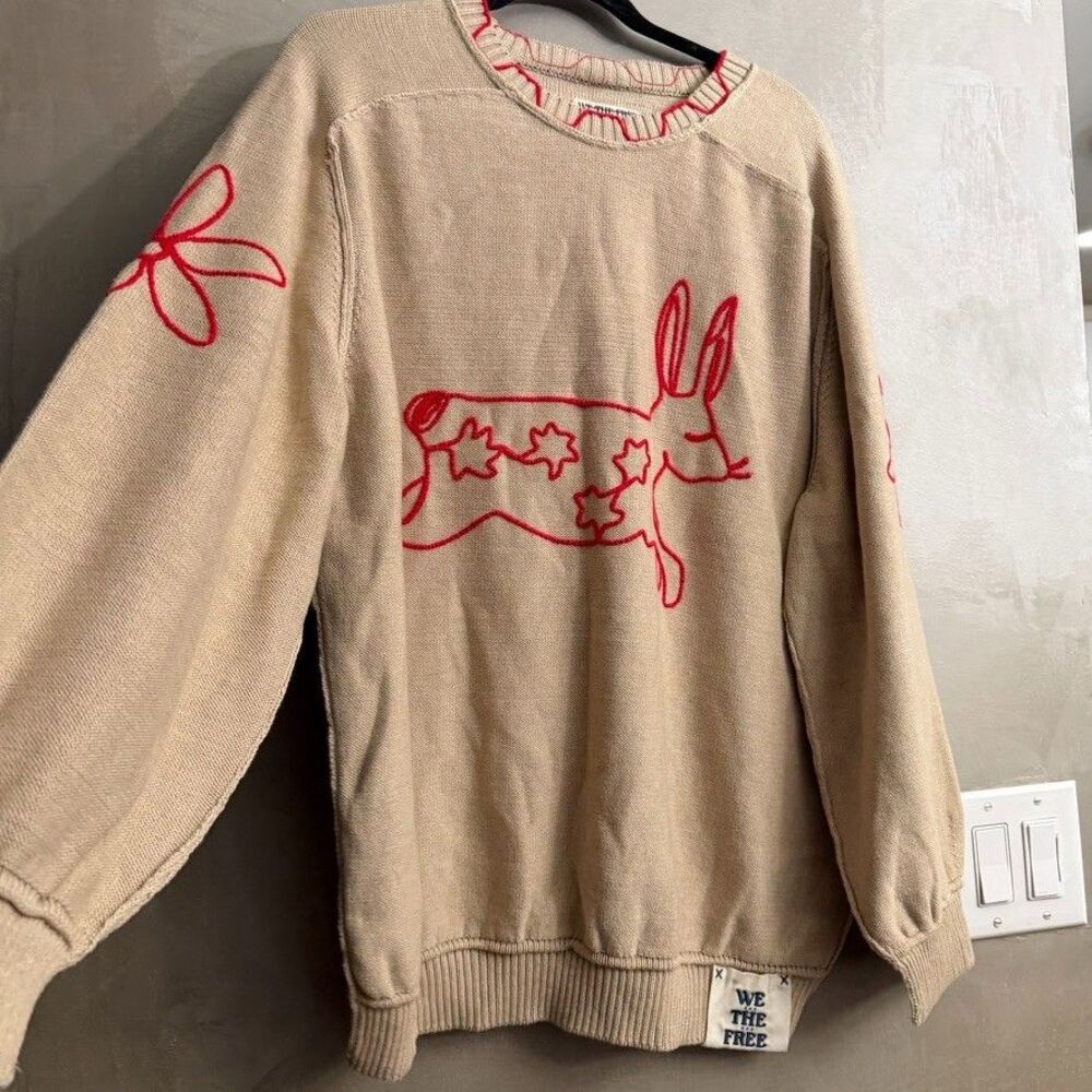 Free People We The Free Bunny Graphic Crewneck Sweater Medium M NEW - Picture 5 of 7